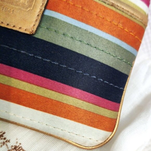 Coach Lim Ed Horizontal Stitch Legacy Stripe Pocket Wristlet in Brass/Multi, EUC - Picture 10 of 13